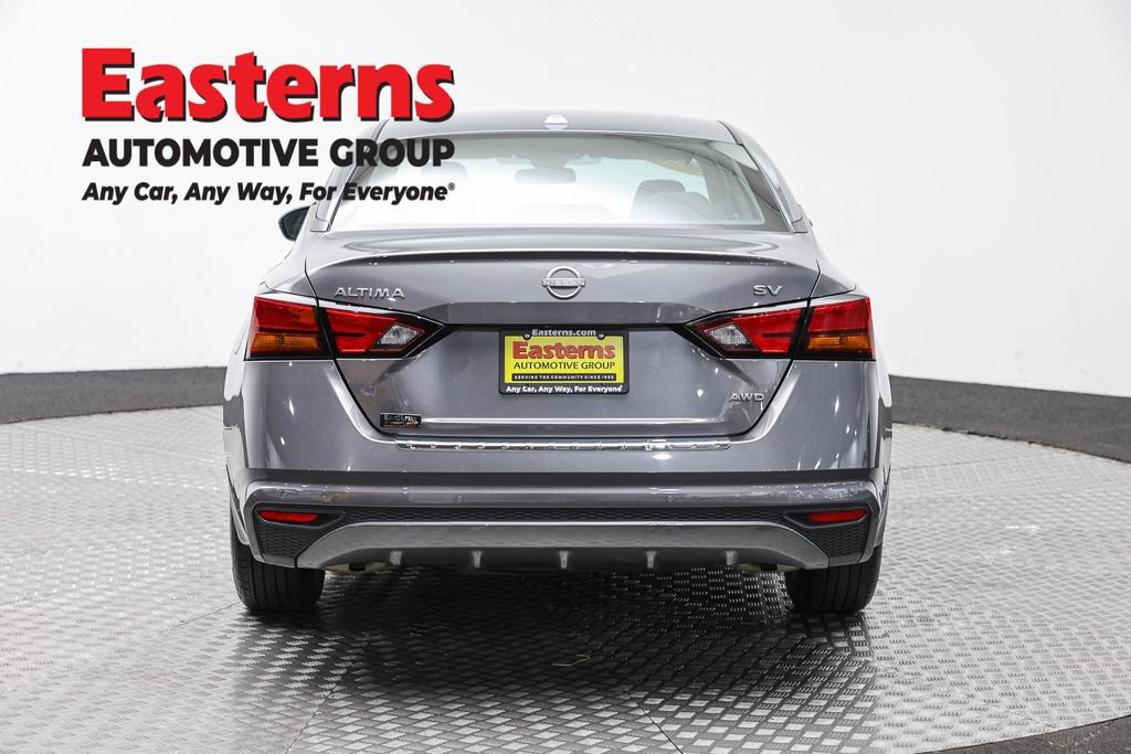 Used 2023 Nissan Altima 2.5 SV AWD/4WD image 7