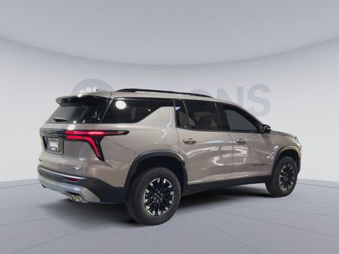 New 2026 Chevrolet Traverse Z71 w/ Enhanced Driving Package image 11