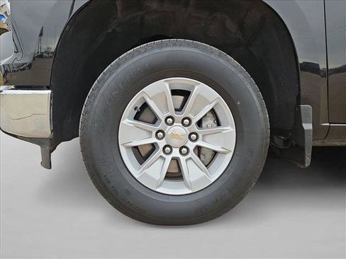 Used 2025 Chevrolet Silverado 1500 LT image 24