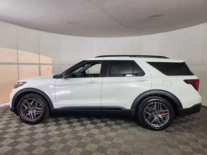 New 2026 Ford Explorer ST w/ Sun And Sound Package
