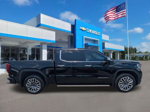 Used 2024 GMC Sierra 1500 Denali Ultimate AWD/4WD image 2