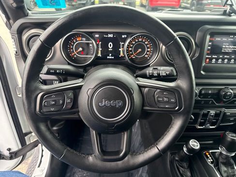 Certified 2023 Jeep Wrangler Unlimited Sport AWD/4WD image 10