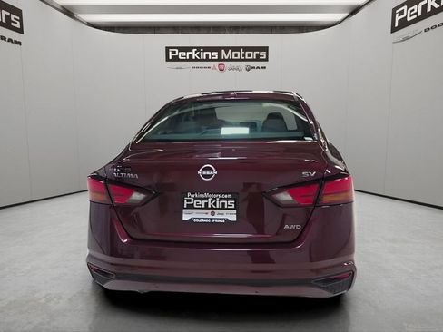 Used 2024 Nissan Altima 2.5 SV AWD/4WD image 4