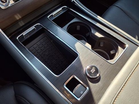 New 2025 Lincoln Aviator Reserve w/ Illumination Package image 9