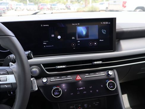 Used 2025 Hyundai Sonata SEL FWD image 19