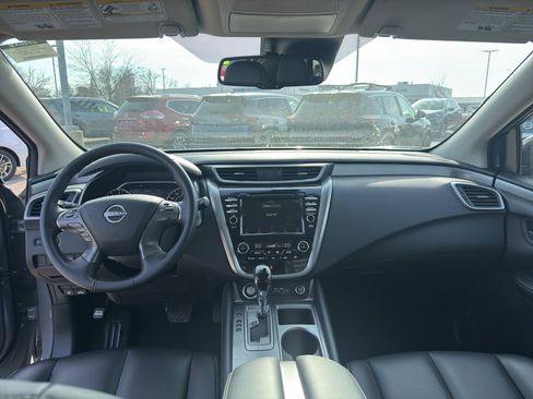 Certified 2024 Nissan Murano SV w/ SV Midnight Edition Package image 28