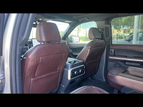 Used 2024 Ford Expedition Max Limited AWD/4WD image 12