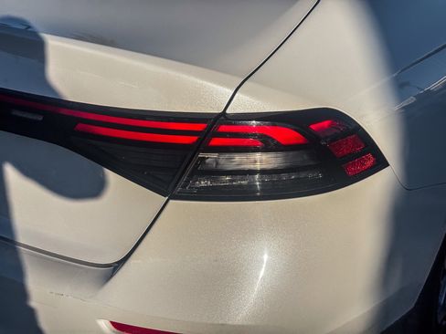 Certified 2023 Honda Accord EX image 8