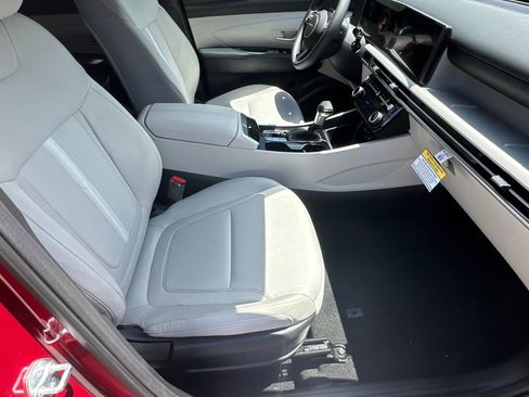 New 2025 Hyundai Tucson SEL image 13