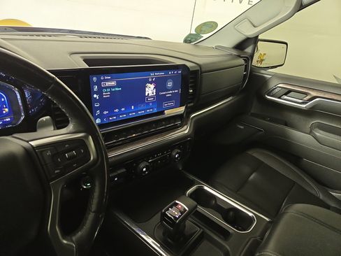 Used 2023 Chevrolet Silverado 1500 LTZ image 24