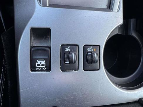 Used 2022 Toyota 4Runner SR5 Premium image 23