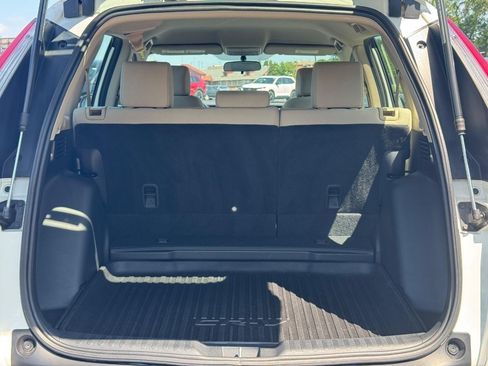 Used 2018 Honda CR-V LX image 5