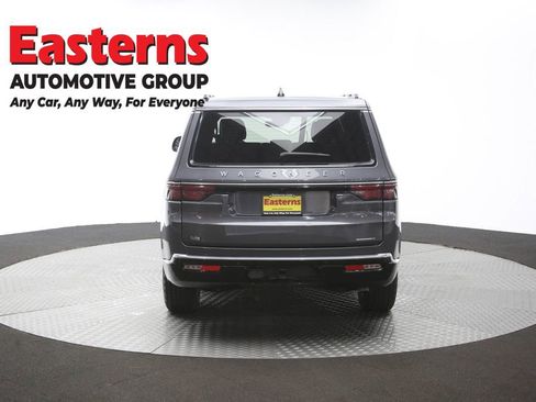Used 2024 Jeep Wagoneer Series II AWD/4WD image 40