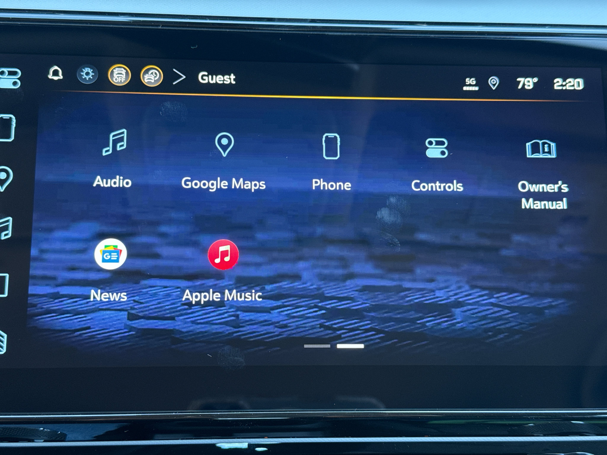 New 2027 Chevrolet Bolt LT w/ Comfort Package FWD image 27
