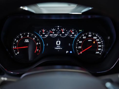 Used 2018 Chevrolet Camaro ZL1 image 31