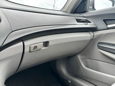 Used 2009 Honda Accord LX image 22