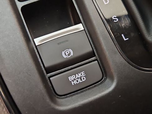 Certified 2023 Honda CR-V LX image 30