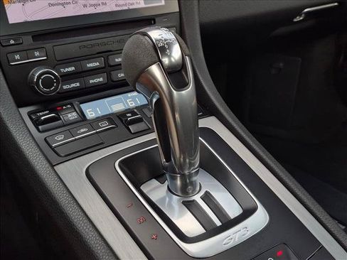 Used 2018 Porsche 911 GT3 RWD image 9