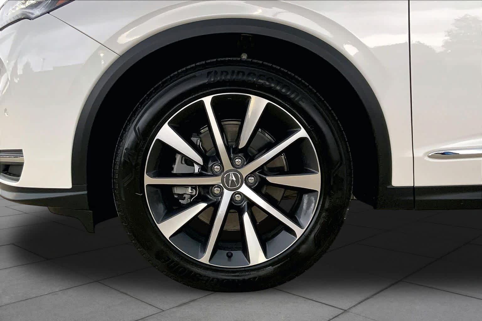 Used 2026 Acura MDX w/ Technology Package AWD/4WD image 11
