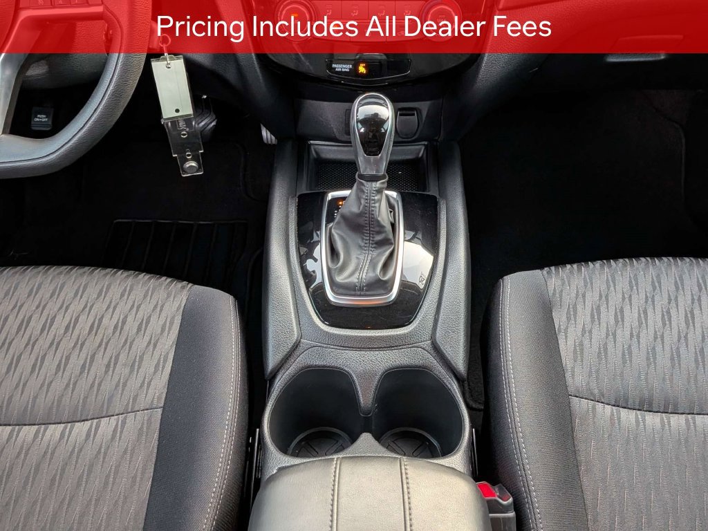Used 2020 Nissan Rogue S FWD image 18