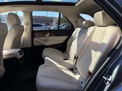 Certified 2022 Mercedes-Benz GLE 450 4MATIC image 48