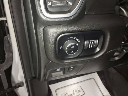 Used 2023 RAM 1500 Laramie AWD/4WD image 16