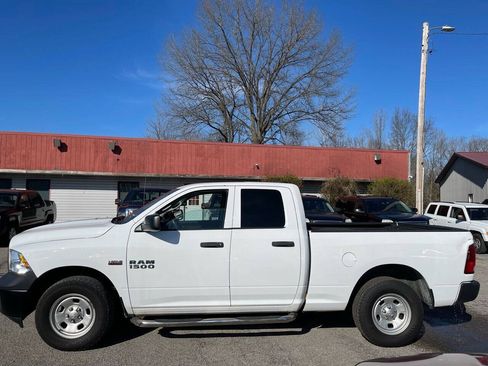 Used 2016 RAM 1500 Tradesman w/ Popular Equipment Group AWD/4WD image 3