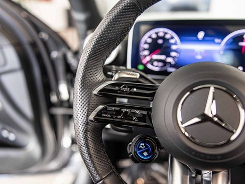 Used 2024 Mercedes-Benz C 63 AMG S image 25