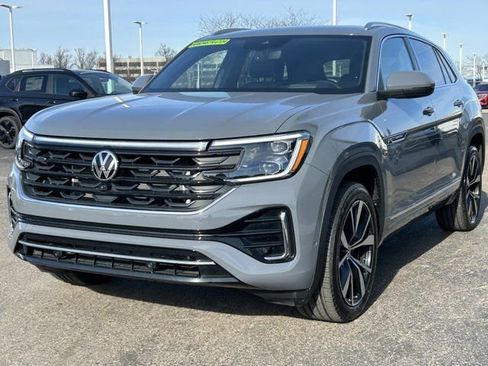 New 2026 Volkswagen Atlas Cross Sport SEL Premium R-Line AWD/4WD image 3