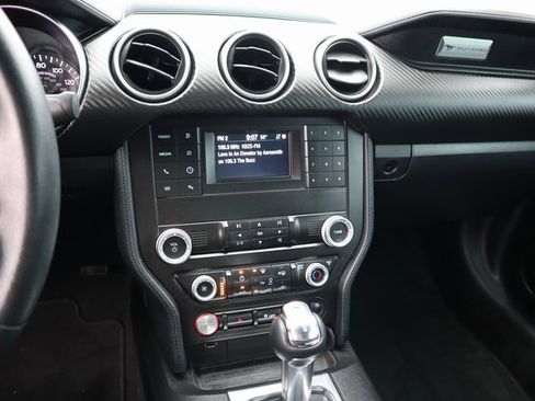 Used 2021 Ford Mustang Coupe image 22