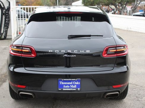 Used 2018 Porsche Macan image 5