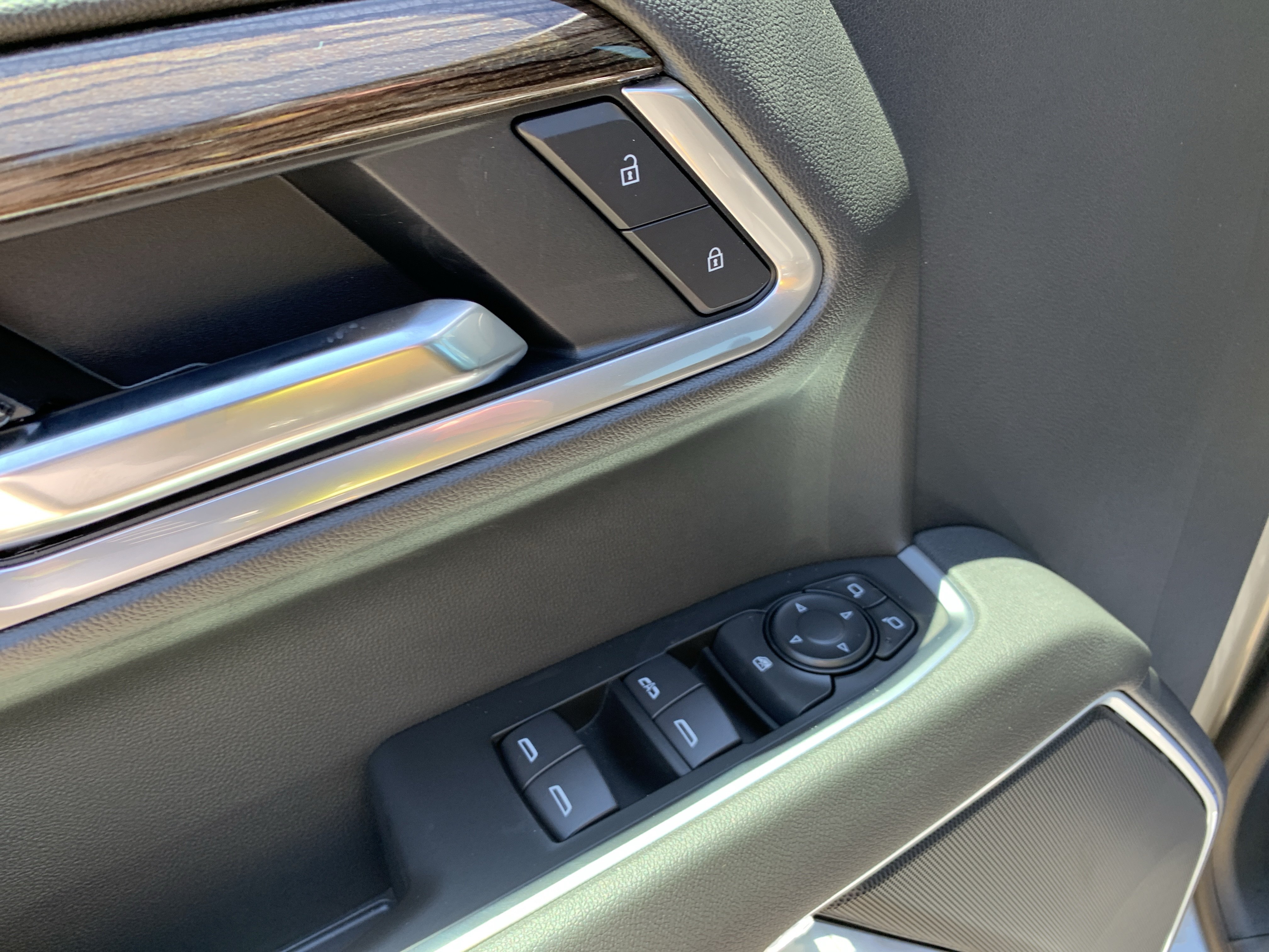 New 2026 Chevrolet Silverado 1500 RST AWD/4WD image 9