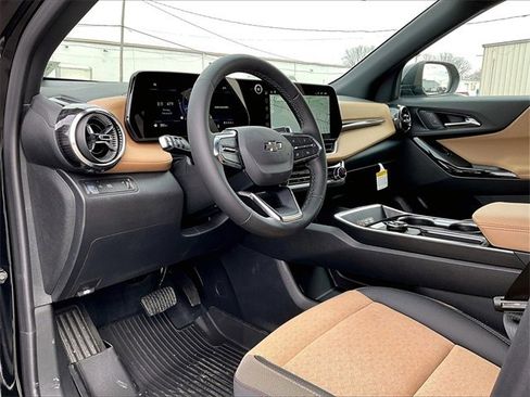 New 2026 Chevrolet Equinox ACTIV image 8