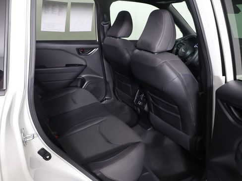 Used 2026 Subaru Forester Premium AWD/4WD image 28