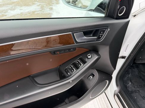 Used 2017 Audi Q5 2.0T Premium Plus w/ Technology Package image 10