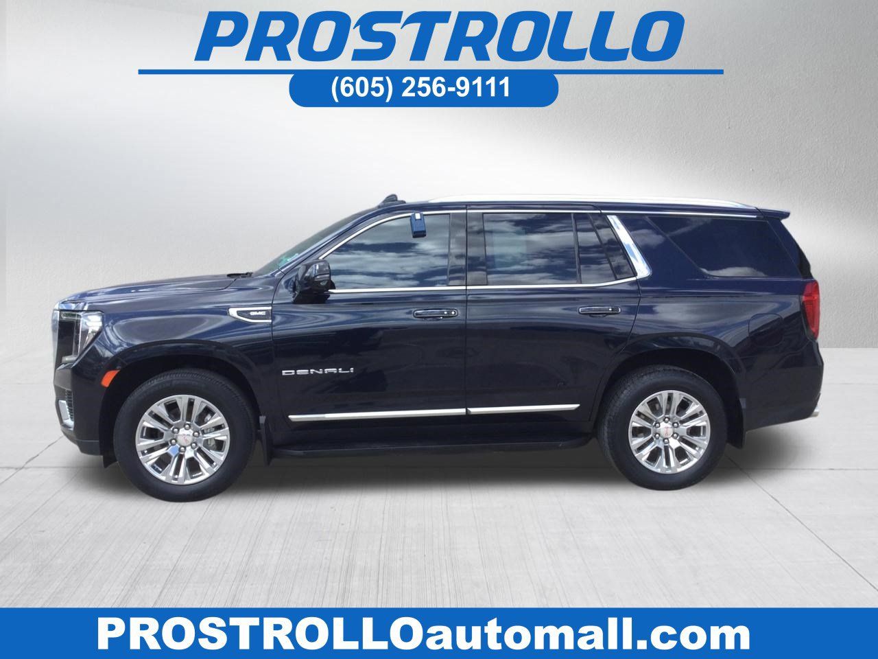 Used 2022 GMC Yukon Denali AWD/4WD image 1