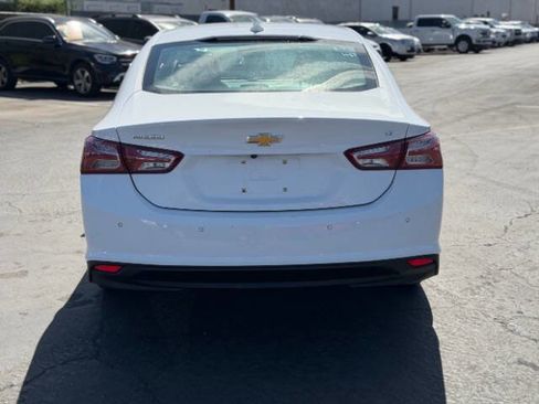 Used 2020 Chevrolet Malibu LT FWD image 4
