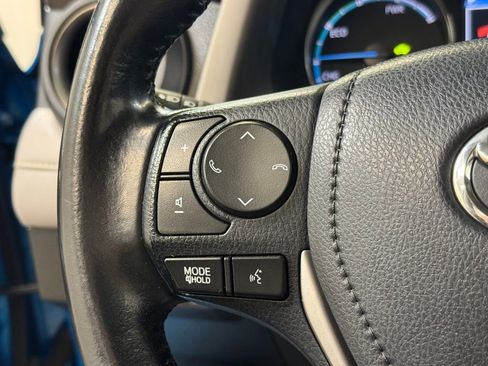 Used 2018 Toyota RAV4 XLE AWD/4WD image 35