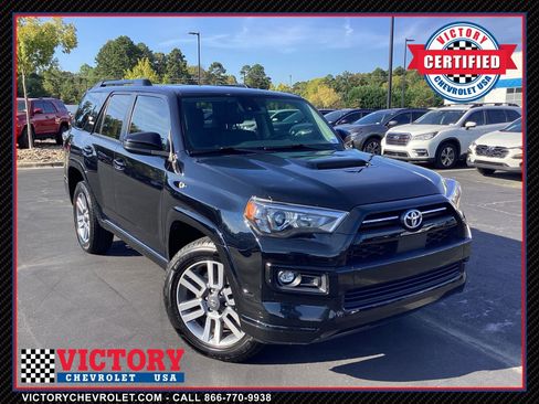 Used 2024 Toyota 4Runner TRD Sport image 1