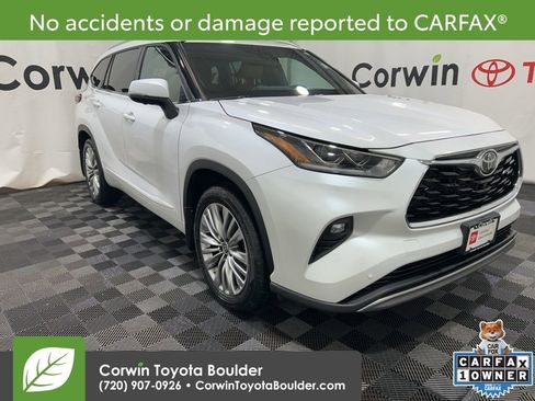 Used 2025 Toyota Highlander Platinum image 1
