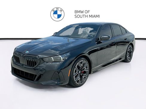 Used 2024 BMW 530i w/ M Sport Package RWD image 3