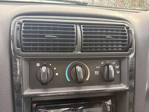 Used 2002 Ford Mustang GT image 18