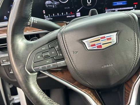 Used 2022 Cadillac Escalade ESV Sport Platinum w/ Heavy-Duty Trailer Package image 18