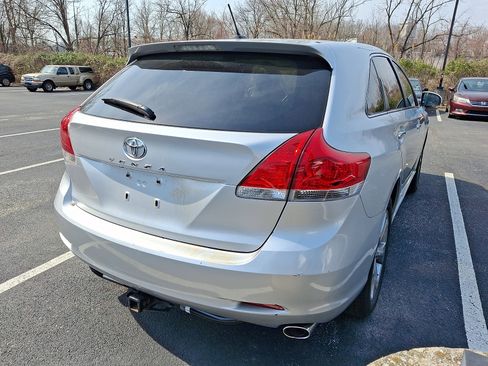 Used 2009 Toyota Venza image 4