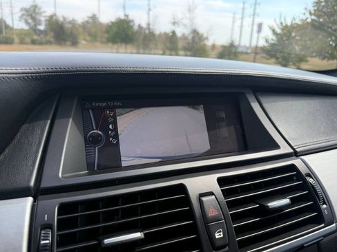 Used 2011 BMW X5 M image 35