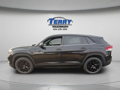 New 2026 Volkswagen Atlas Cross Sport SE AWD/4WD image 2