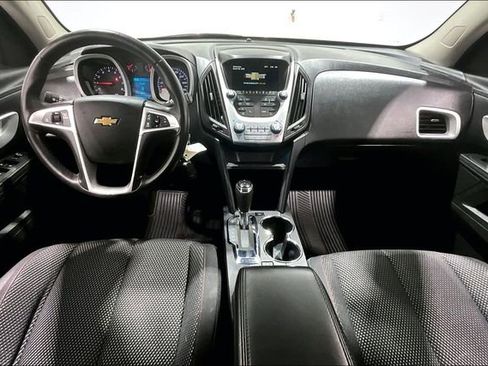 Used 2017 Chevrolet Equinox LT w/ Convenience Package image 7