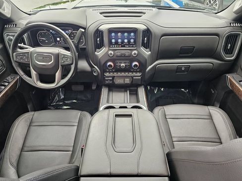 Used 2022 GMC Sierra 3500 Denali w/ Denali Black Diamond Edition AWD/4WD image 21