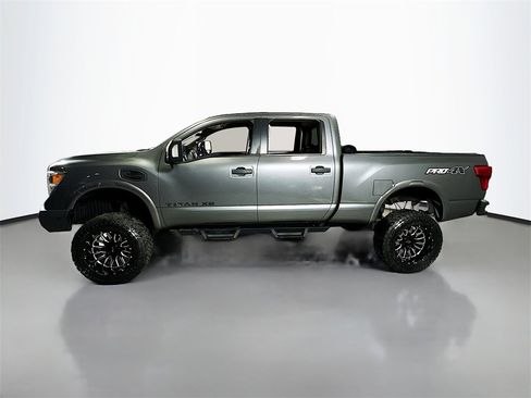 Used 2016 Nissan Titan PRO-4X image 5