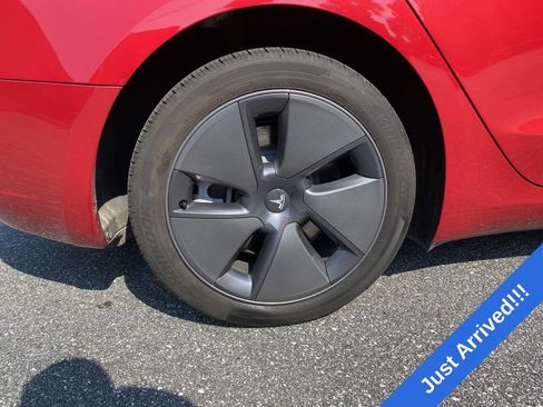 Used 2023 Tesla Model 3 Standard Range RWD image 9